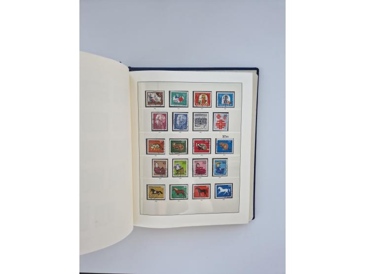 1948/90, in den Hauptnummern augenscheinlich komplette gestempelte Sammlungen Berlin 1948-90 und DDR 1949-90, sowie eine fast