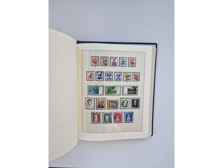 1948/90, in den Hauptnummern augenscheinlich komplette gestempelte Sammlungen Berlin 1948-90 und DDR 1949-90, sowie eine fast