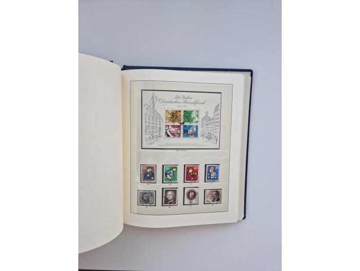 1948/90, in den Hauptnummern augenscheinlich komplette gestempelte Sammlungen Berlin 1948-90 und DDR 1949-90, sowie eine fast