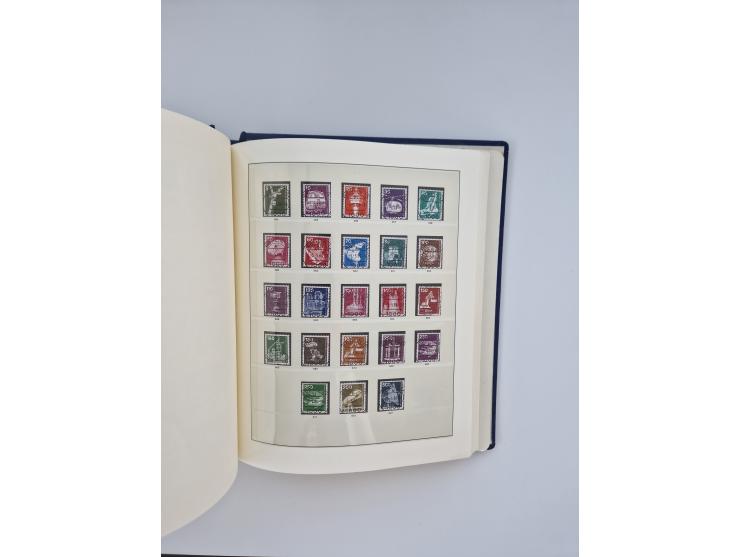 1948/90, in den Hauptnummern augenscheinlich komplette gestempelte Sammlungen Berlin 1948-90 und DDR 1949-90, sowie eine fast