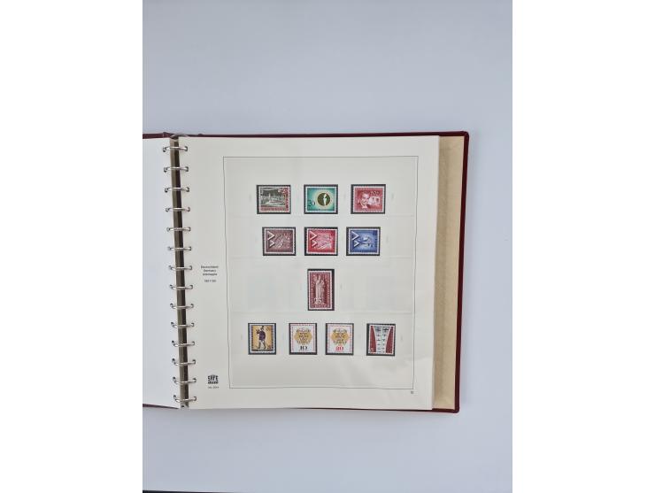 1948/90, in den Hauptnummern augenscheinlich komplette gestempelte Sammlungen Berlin 1948-90 und DDR 1949-90, sowie eine fast
