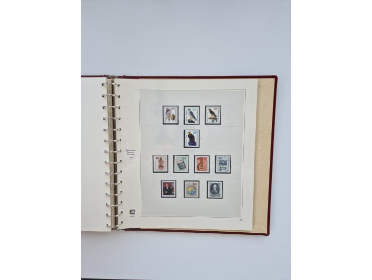 1948/90, in den Hauptnummern augenscheinlich komplette gestempelte Sammlungen Berlin 1948-90 und DDR 1949-90, sowie eine fast