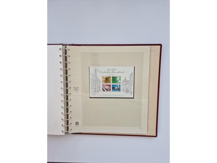 1948/90, in den Hauptnummern augenscheinlich komplette gestempelte Sammlungen Berlin 1948-90 und DDR 1949-90, sowie eine fast