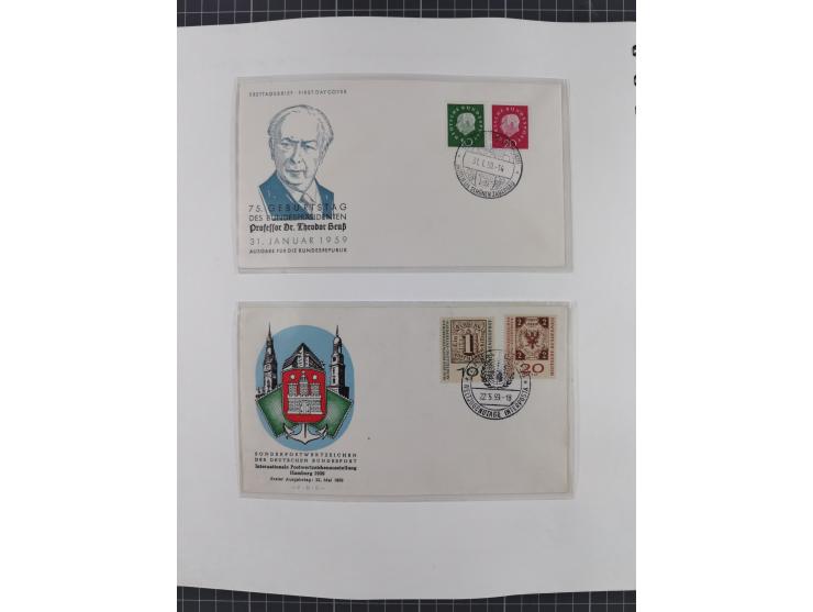 1949/80 (ca.), postfrische (vereinzelt ungebrauchte) und zusätzlich gestempelte Sammlungen Bund, Berlin und DDR in 3 Kartons,