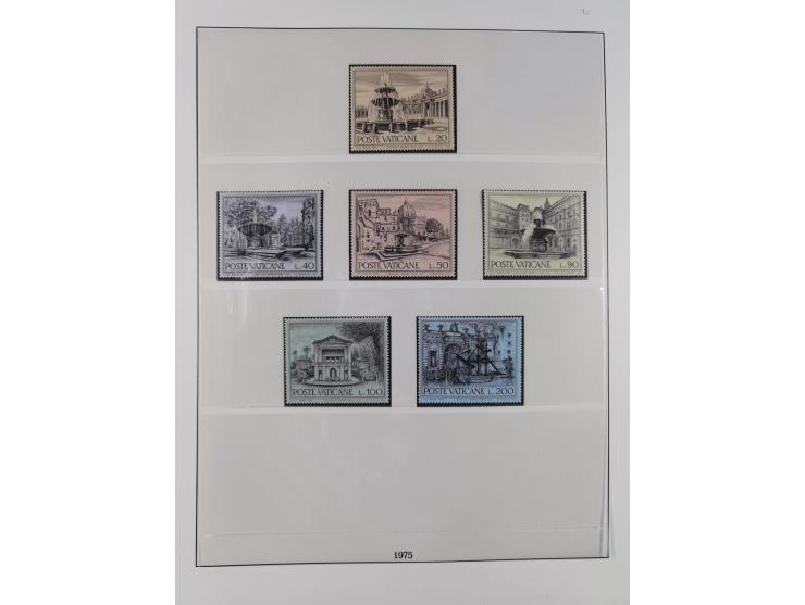 1949/79, postfrische und zusätzlich gestempelte Sammlung, in den Hauptnummern komplett, einschließlich Vor- und Mitläufern, d