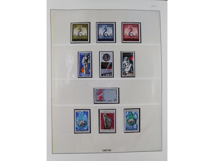 1949/79, postfrische und zusätzlich gestempelte Sammlung, in den Hauptnummern komplett, einschließlich Vor- und Mitläufern, d