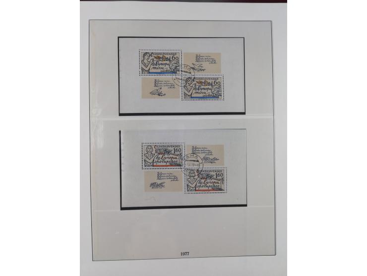 1949/79, postfrische und zusätzlich gestempelte Sammlung, in den Hauptnummern komplett, einschließlich Vor- und Mitläufern, d