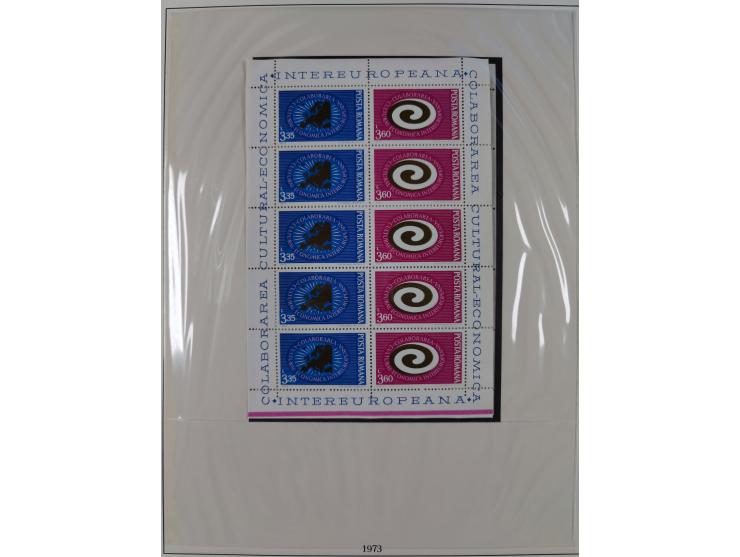 1949/79, postfrische und zusätzlich gestempelte Sammlung, in den Hauptnummern komplett, einschließlich Vor- und Mitläufern, d