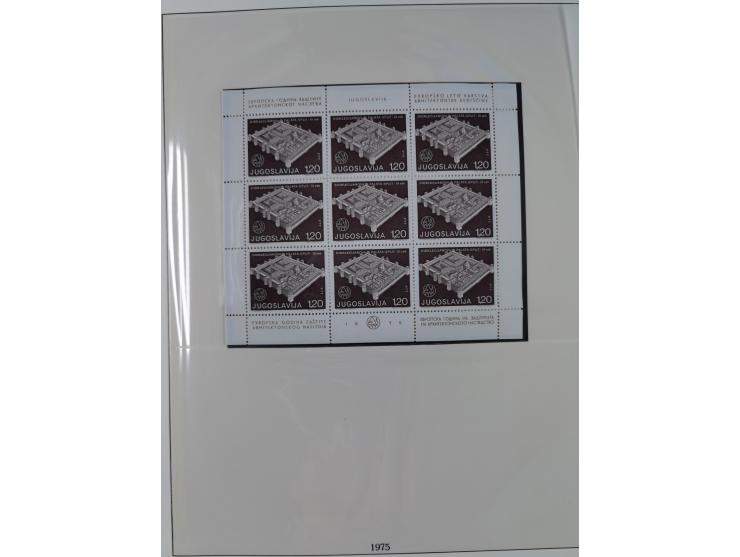 1949/79, postfrische und zusätzlich gestempelte Sammlung, in den Hauptnummern komplett, einschließlich Vor- und Mitläufern, d