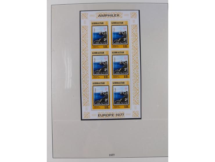 1949/79, postfrische und zusätzlich gestempelte Sammlung, in den Hauptnummern komplett, einschließlich Vor- und Mitläufern, d