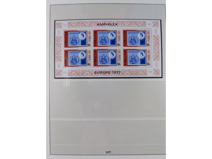 1949/79, postfrische und zusätzlich gestempelte Sammlung, in den Hauptnummern komplett, einschließlich Vor- und Mitläufern, d