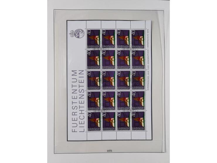 1949/79, postfrische und zusätzlich gestempelte Sammlung, in den Hauptnummern komplett, einschließlich Vor- und Mitläufern, d