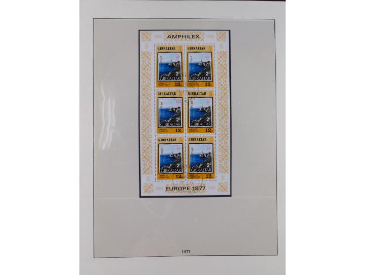 1949/79, postfrische und zusätzlich gestempelte Sammlung, in den Hauptnummern komplett, einschließlich Vor- und Mitläufern, d