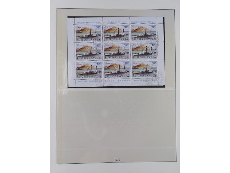 1949/79, postfrische und zusätzlich gestempelte Sammlung, in den Hauptnummern komplett, einschließlich Vor- und Mitläufern, d