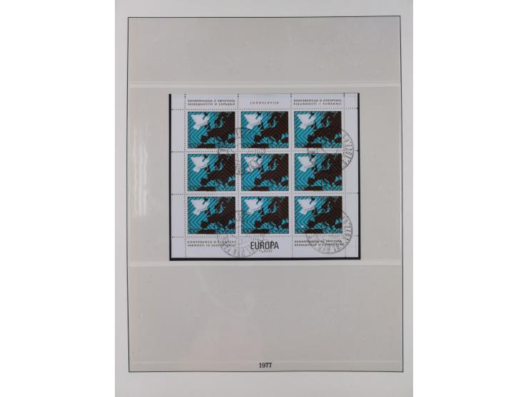 1949/79, postfrische und zusätzlich gestempelte Sammlung, in den Hauptnummern komplett, einschließlich Vor- und Mitläufern, d