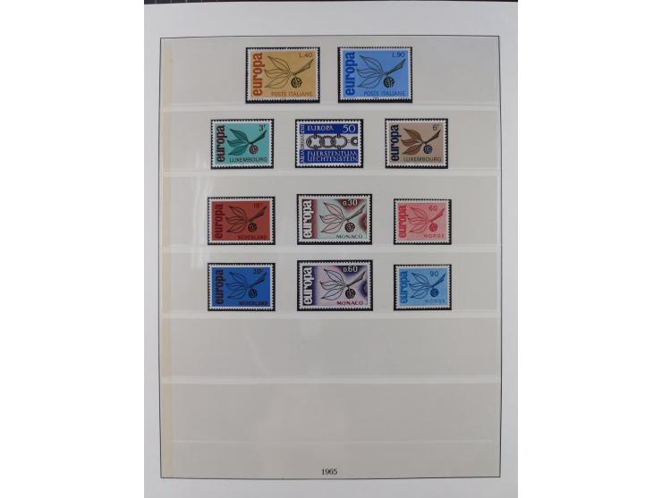 1949/79, postfrische und zusätzlich gestempelte Sammlung, in den Hauptnummern komplett, einschließlich Vor- und Mitläufern, d