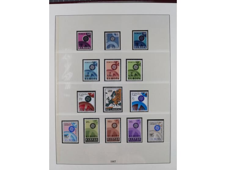 1949/79, postfrische und zusätzlich gestempelte Sammlung, in den Hauptnummern komplett, einschließlich Vor- und Mitläufern, d