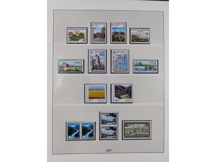 1949/79, postfrische und zusätzlich gestempelte Sammlung, in den Hauptnummern komplett, einschließlich Vor- und Mitläufern, d