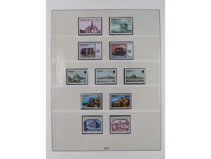 1949/79, postfrische und zusätzlich gestempelte Sammlung, in den Hauptnummern komplett, einschließlich Vor- und Mitläufern, d