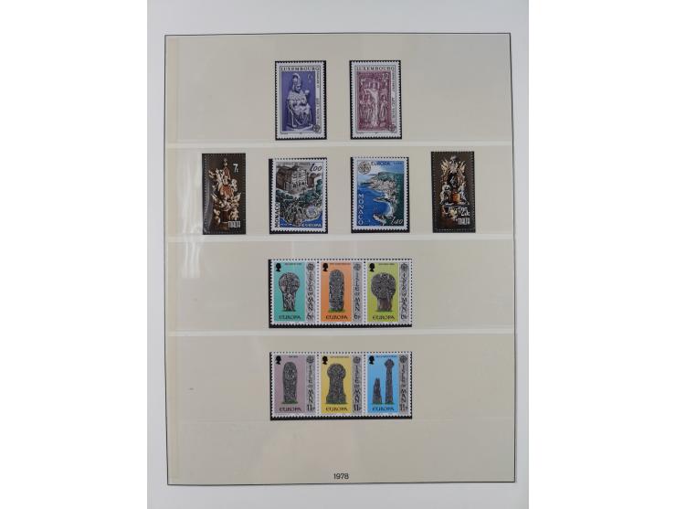 1949/79, postfrische und zusätzlich gestempelte Sammlung, in den Hauptnummern komplett, einschließlich Vor- und Mitläufern, d