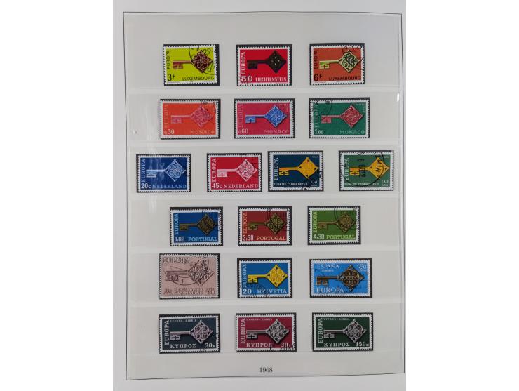 1949/79, postfrische und zusätzlich gestempelte Sammlung, in den Hauptnummern komplett, einschließlich Vor- und Mitläufern, d