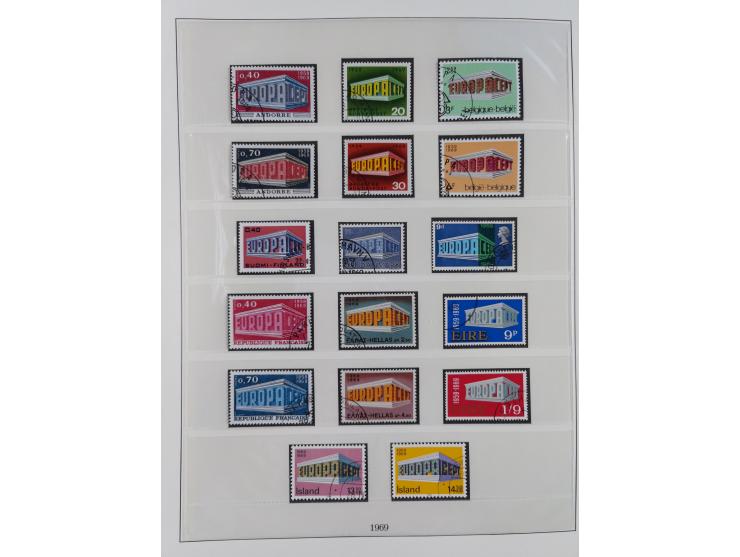 1949/79, postfrische und zusätzlich gestempelte Sammlung, in den Hauptnummern komplett, einschließlich Vor- und Mitläufern, d