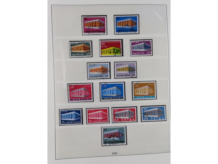 1949/79, postfrische und zusätzlich gestempelte Sammlung, in den Hauptnummern komplett, einschließlich Vor- und Mitläufern, d