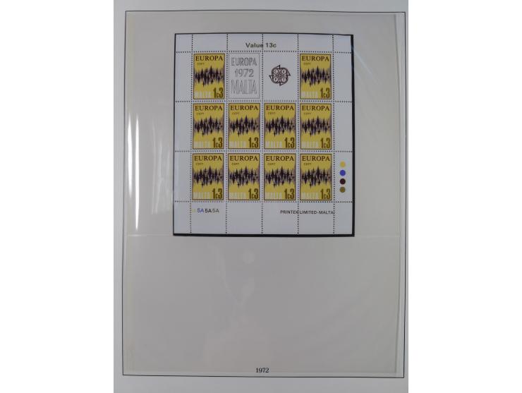 1949/79, postfrische und zusätzlich gestempelte Sammlung, in den Hauptnummern komplett, einschließlich Vor- und Mitläufern, d