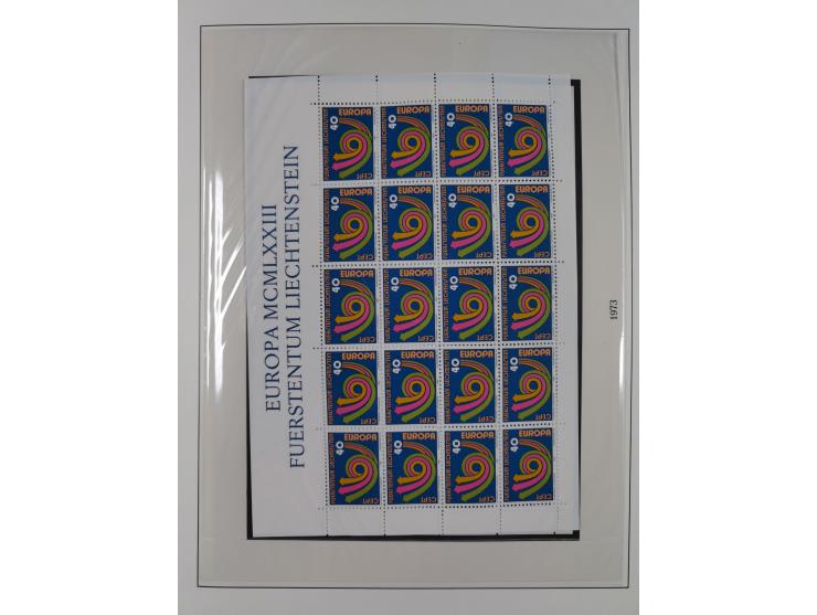 1949/79, postfrische und zusätzlich gestempelte Sammlung, in den Hauptnummern komplett, einschließlich Vor- und Mitläufern, d