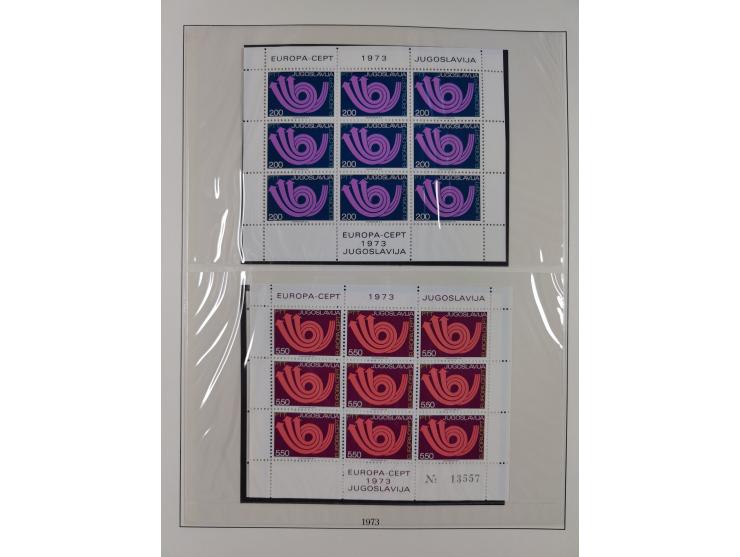 1949/79, postfrische und zusätzlich gestempelte Sammlung, in den Hauptnummern komplett, einschließlich Vor- und Mitläufern, d