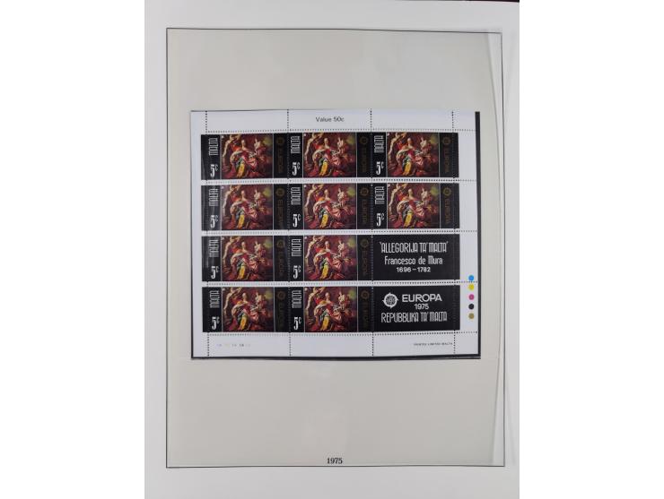 1949/79, postfrische und zusätzlich gestempelte Sammlung, in den Hauptnummern komplett, einschließlich Vor- und Mitläufern, d