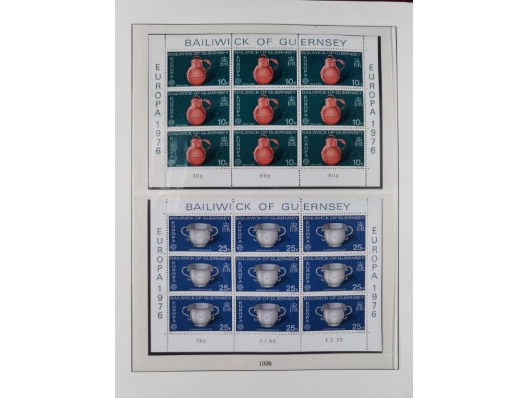 1949/79, postfrische und zusätzlich gestempelte Sammlung, in den Hauptnummern komplett, einschließlich Vor- und Mitläufern, d