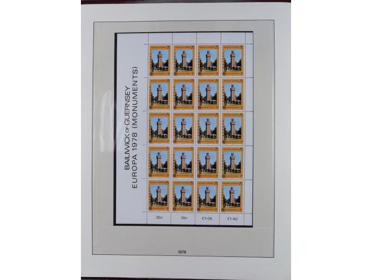 1949/79, postfrische und zusätzlich gestempelte Sammlung, in den Hauptnummern komplett, einschließlich Vor- und Mitläufern, d