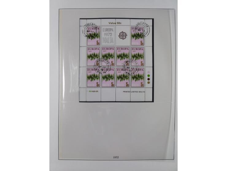 1949/79, postfrische und zusätzlich gestempelte Sammlung, in den Hauptnummern komplett, einschließlich Vor- und Mitläufern, d