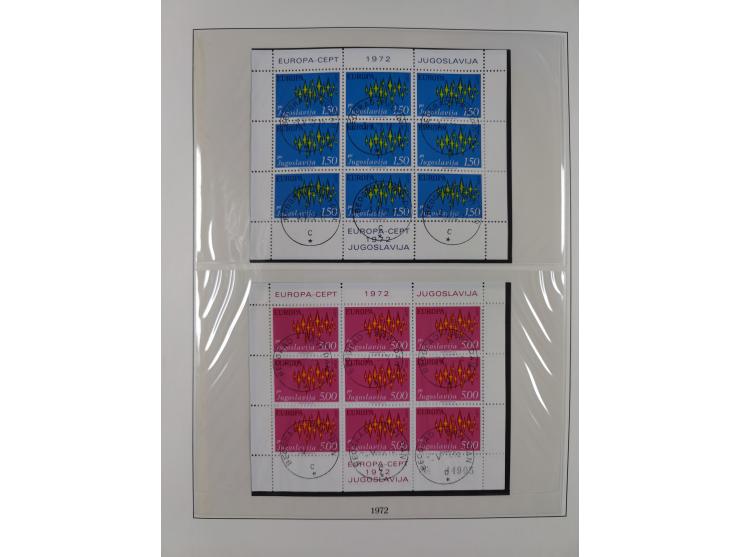 1949/79, postfrische und zusätzlich gestempelte Sammlung, in den Hauptnummern komplett, einschließlich Vor- und Mitläufern, d