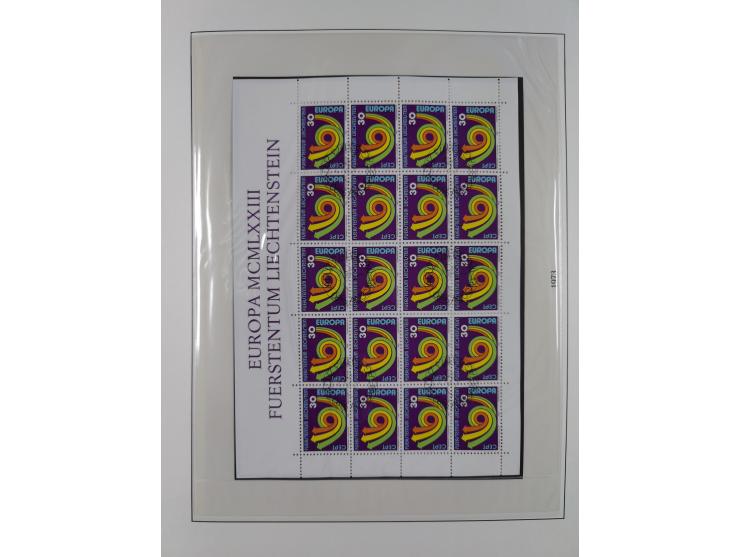 1949/79, postfrische und zusätzlich gestempelte Sammlung, in den Hauptnummern komplett, einschließlich Vor- und Mitläufern, d