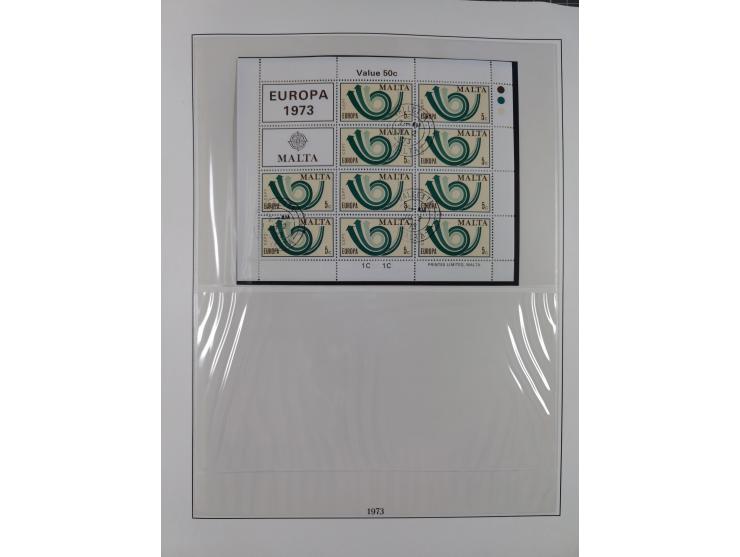 1949/79, postfrische und zusätzlich gestempelte Sammlung, in den Hauptnummern komplett, einschließlich Vor- und Mitläufern, d