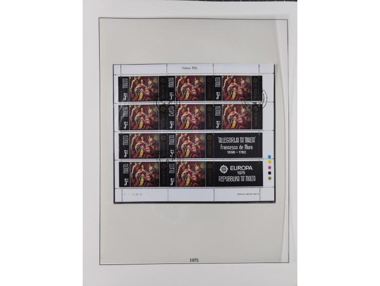 1949/79, postfrische und zusätzlich gestempelte Sammlung, in den Hauptnummern komplett, einschließlich Vor- und Mitläufern, d