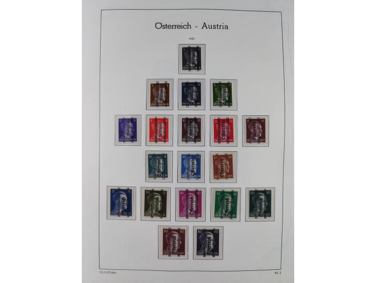 1945/78, postfrische und meist zusätzlich gestempelte Sammlung, in den Hauptnummern komplett, dabei Renner-Kleinbogen und Vög