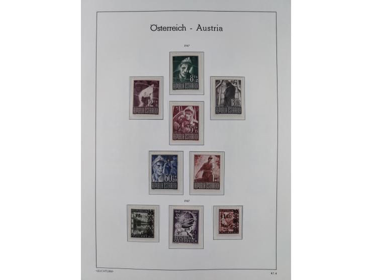 1945/78, postfrische und meist zusätzlich gestempelte Sammlung, in den Hauptnummern komplett, dabei Renner-Kleinbogen und Vög