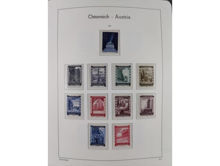 1945/78, postfrische und meist zusätzlich gestempelte Sammlung, in den Hauptnummern komplett, dabei Renner-Kleinbogen und Vög