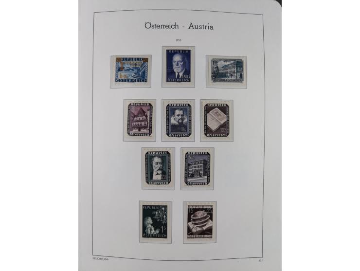 1945/78, postfrische und meist zusätzlich gestempelte Sammlung, in den Hauptnummern komplett, dabei Renner-Kleinbogen und Vög