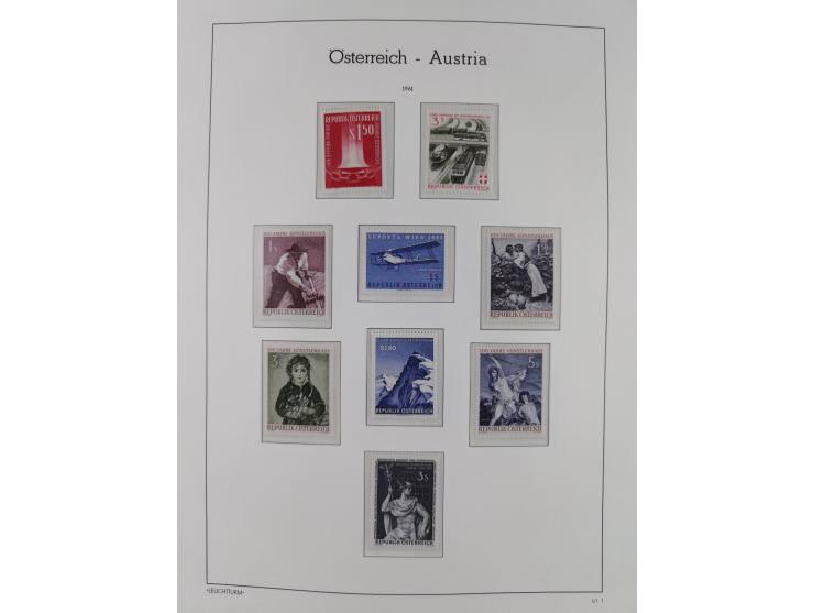 1945/78, postfrische und meist zusätzlich gestempelte Sammlung, in den Hauptnummern komplett, dabei Renner-Kleinbogen und Vög