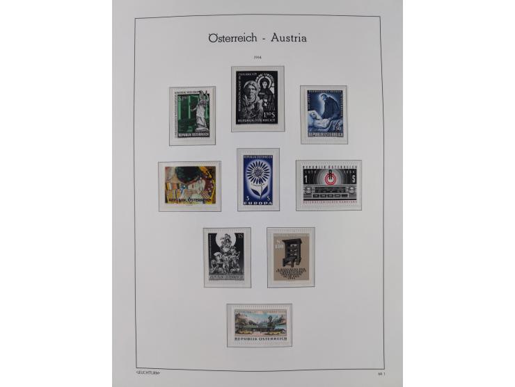 1945/78, postfrische und meist zusätzlich gestempelte Sammlung, in den Hauptnummern komplett, dabei Renner-Kleinbogen und Vög