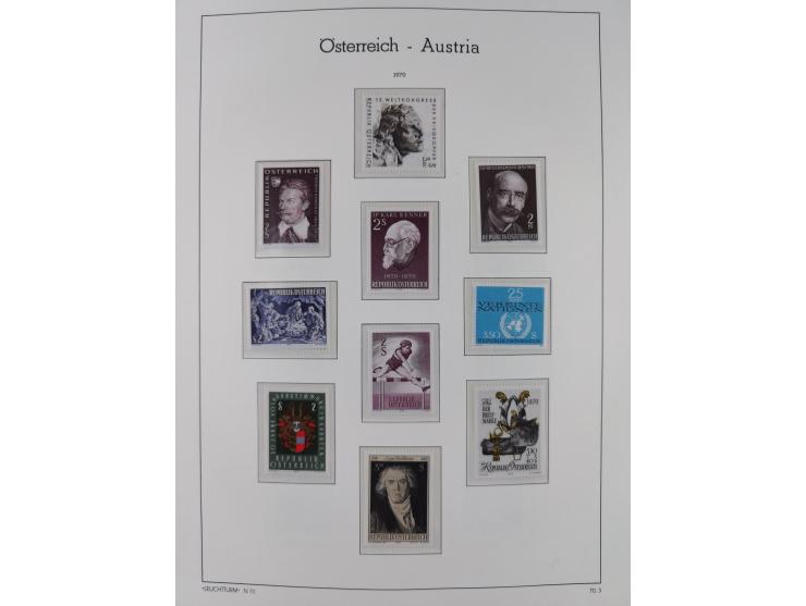 1945/78, postfrische und meist zusätzlich gestempelte Sammlung, in den Hauptnummern komplett, dabei Renner-Kleinbogen und Vög