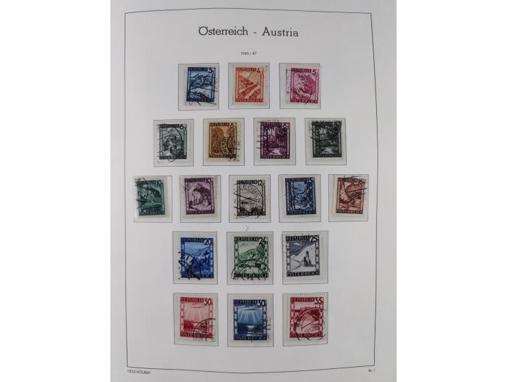 1945/78, postfrische und meist zusätzlich gestempelte Sammlung, in den Hauptnummern komplett, dabei Renner-Kleinbogen und Vög