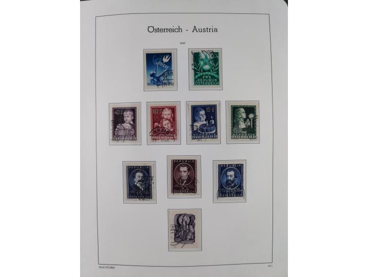 1945/78, postfrische und meist zusätzlich gestempelte Sammlung, in den Hauptnummern komplett, dabei Renner-Kleinbogen und Vög