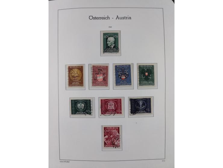 1945/78, postfrische und meist zusätzlich gestempelte Sammlung, in den Hauptnummern komplett, dabei Renner-Kleinbogen und Vög