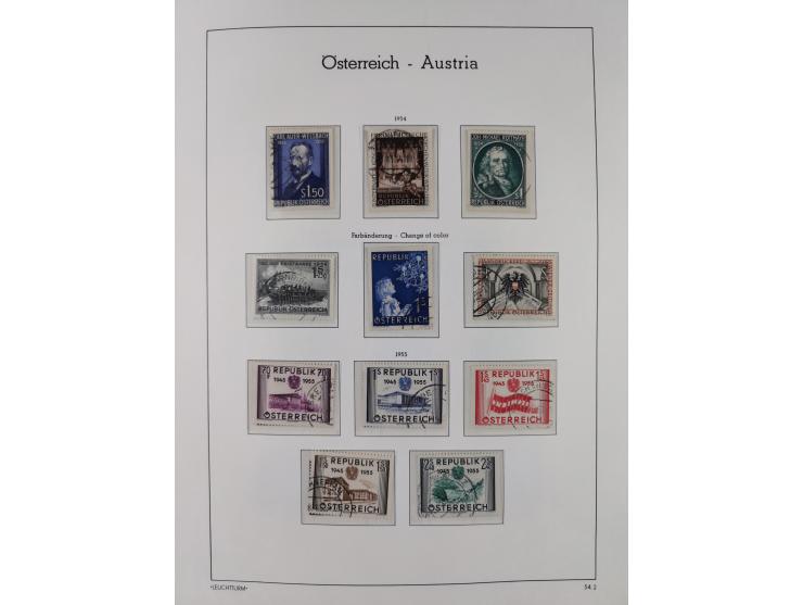 1945/78, postfrische und meist zusätzlich gestempelte Sammlung, in den Hauptnummern komplett, dabei Renner-Kleinbogen und Vög