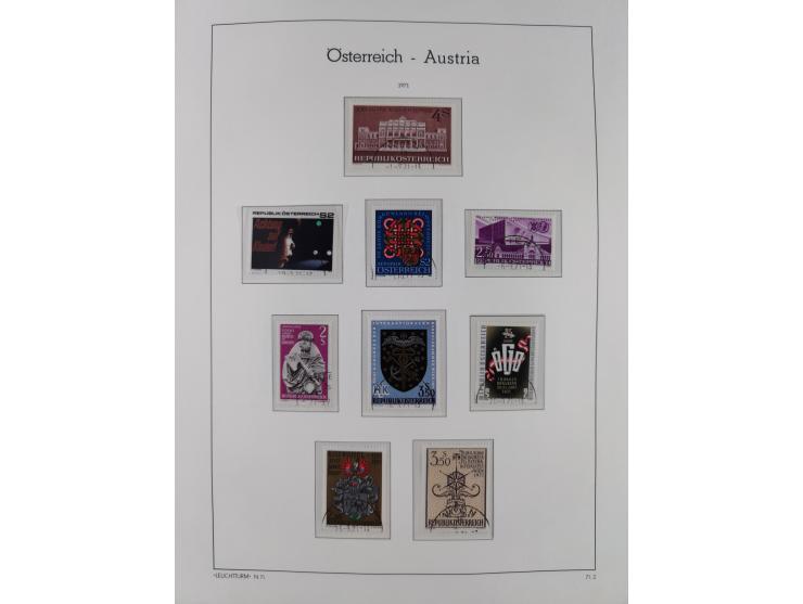 1945/78, postfrische und meist zusätzlich gestempelte Sammlung, in den Hauptnummern komplett, dabei Renner-Kleinbogen und Vög